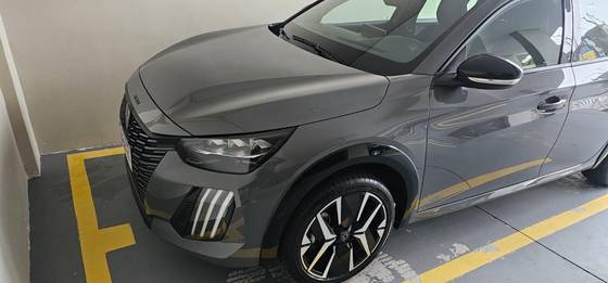 PEUGEOT 208 1.0 TURBO 200 HYBRID GT CVT